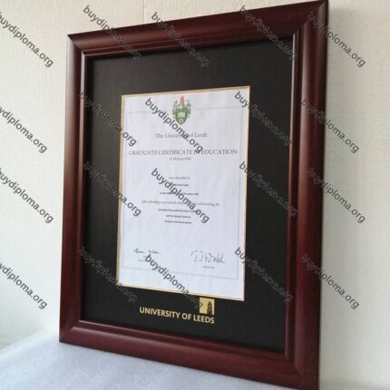 UofL (University of Leeds) diploma/degree frame solid wood customization
